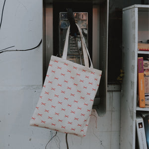 X pattern tote bag